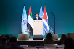 Vietnam suggests climate change cooperation orientations for G77