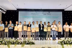 10,000 farmers to access sustainable coffee growing techniques
