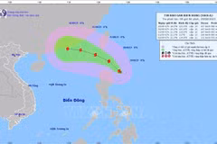 Storm Saola to enter East Sea, causing rough seas