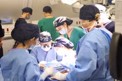Orbis International provides eye care training for health workers in Can Tho