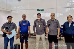 Indonesia to take firm action against foreigners violating laws