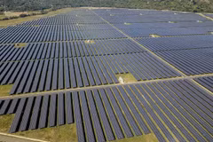 MoIT sets ceiling prices for solar and wind projects