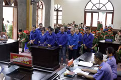 Son La: 10 death penalty, one life sentence for drug dealers