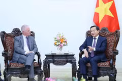 Deputy PM hosts Warburg Pincus CEO