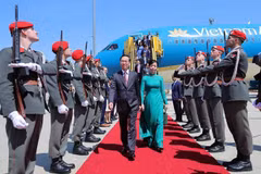 President of Vietnam starts official visit to Austria