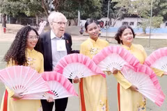 Vietnam, Venezuela enhance people-to-people exchanges