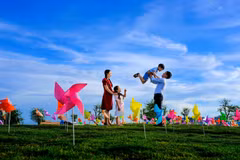 Vietnam Family Day: Peaceful family - happy society