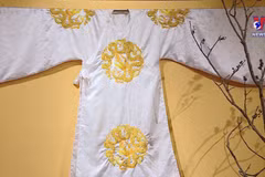 Centuries-old Vietnamese fashion making a comeback