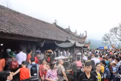 Bac Giang proposes combination of Yen Tu’s east, west festivals 