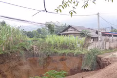 Repaired sinkhole in Bac Kan sinks again