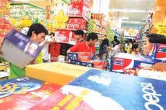 Retailing firms target rural markets 
