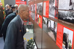 Exhibition tells stories about former Party leaders 