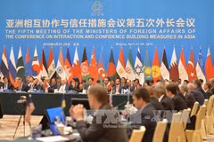 Vietnam calls for constructive dialogue to build confidence