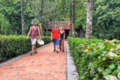 Tourists visit Ninh Binh before COVID-19 (Photo: VietnamPlus)