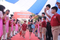 Happiness at new school-year opening day (Photo: VietnamPlus)