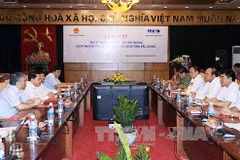 VNA, Bac Giang shake hands in communication work