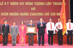 President urges HUST to reform administration 