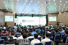 A view of the workshop on Vietnam's semiconductor industry in Hanoi on November 7. (Photo: NIC)