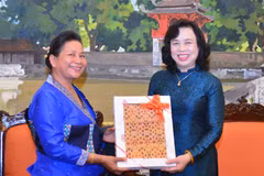Hanoi, Vientiane women look to forge business partnerships