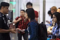Malaysia arrests illegal foreigners, including three Vietnamese 