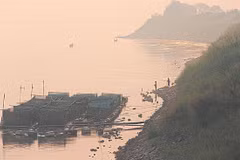 Mekong River level in northeast Thailand rises