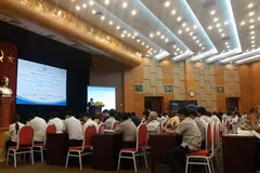 Seminar discusses atomic energy application 