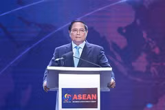 Prime Minister Pham Minh Chinh on October 8 speaks at the ASEAN Business and Investment Summit (ASEAN BIS). (Photo: VNA)