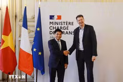 Vietnam, France enhance transport cooperation