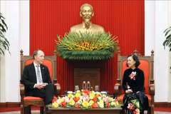 Senior Party official meets with Finnish parliament speaker