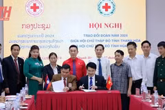 Red cross societies of Thanh Hoa, Laos’ Houaphanh step up cooperation
