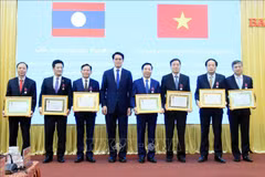 Vietnamese, Lao provinces foster friendship, cooperation