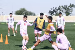 Vietnamese players encouraged after loss, promise good result against Iraq
