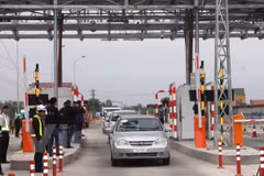 Vietnam to use electronic toll collection technology