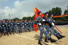 Massive parade lures media attention