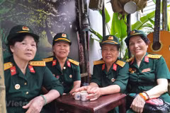 Female drivers on legendary Truong Son Trail