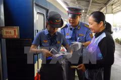 Passenger trains to have extra seats during Tet 