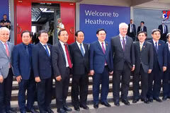 Legislative leader pays official visit to UK