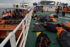 Indonesia ends search for Sulawesi ferry victims 