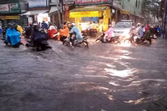 HCM City to implement measures to control worsening flooding crisis