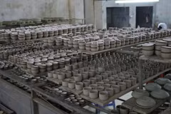 Bat Trang pottery village