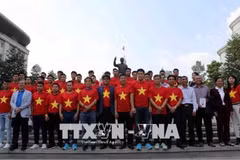 Tens of thousands of fans join exchange with Vietnam’s U23 team 