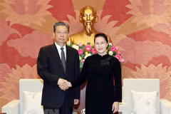 NA Chairwoman receives Chinese Party official 