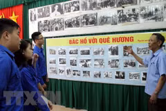 Veteran spends 20 years collecting photos of Uncle Ho 