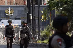 Indonesian jail riot ends with six deaths