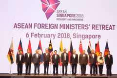 Singapore proposes ASEAN leaders assert unity in vision statement