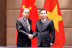 Vietnam, China hold regular deputy foreign ministers’ meeting 