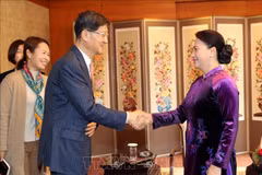 NA Chairwoman hosts leaders of several RoK economic groups
