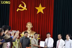 Cambodian delegation visits Vinh Long ahead of Tet 