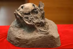 More prehistoric remains found in Krong No volcanic caves