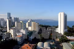 Property market attractive to both eastern, western investors
